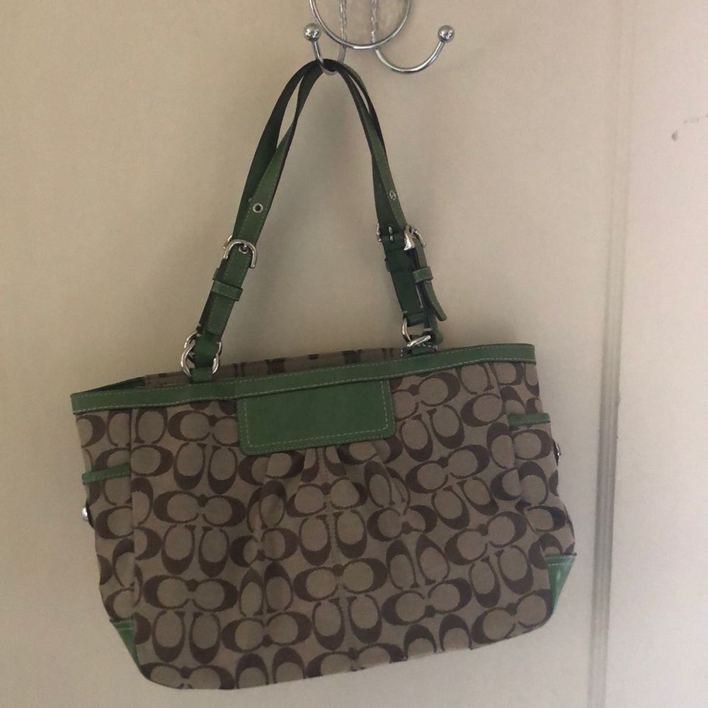 Coach shoulder bag.